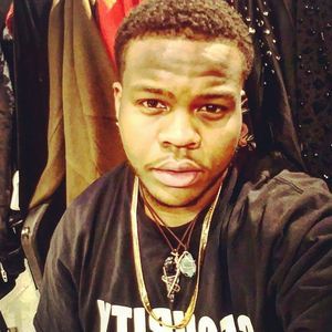 Meet your Posher, Derrick